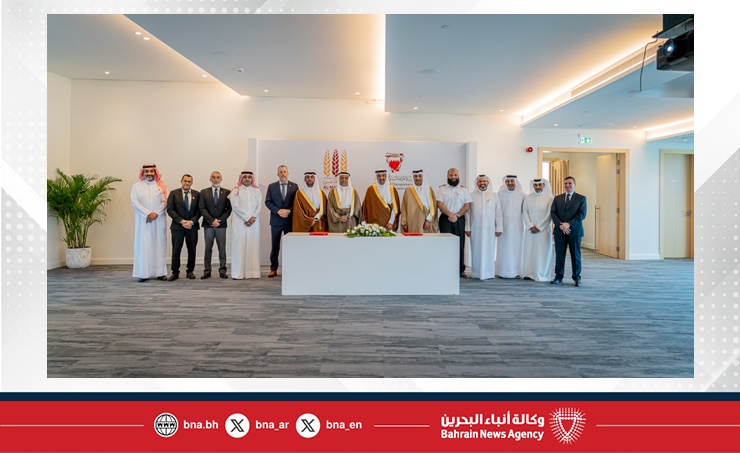 وزارة المواصلات والاتصالات توقع عقدا مع شركة البحرين لمطاحن الدقيق لدعم منظومة الأمن الغذائي